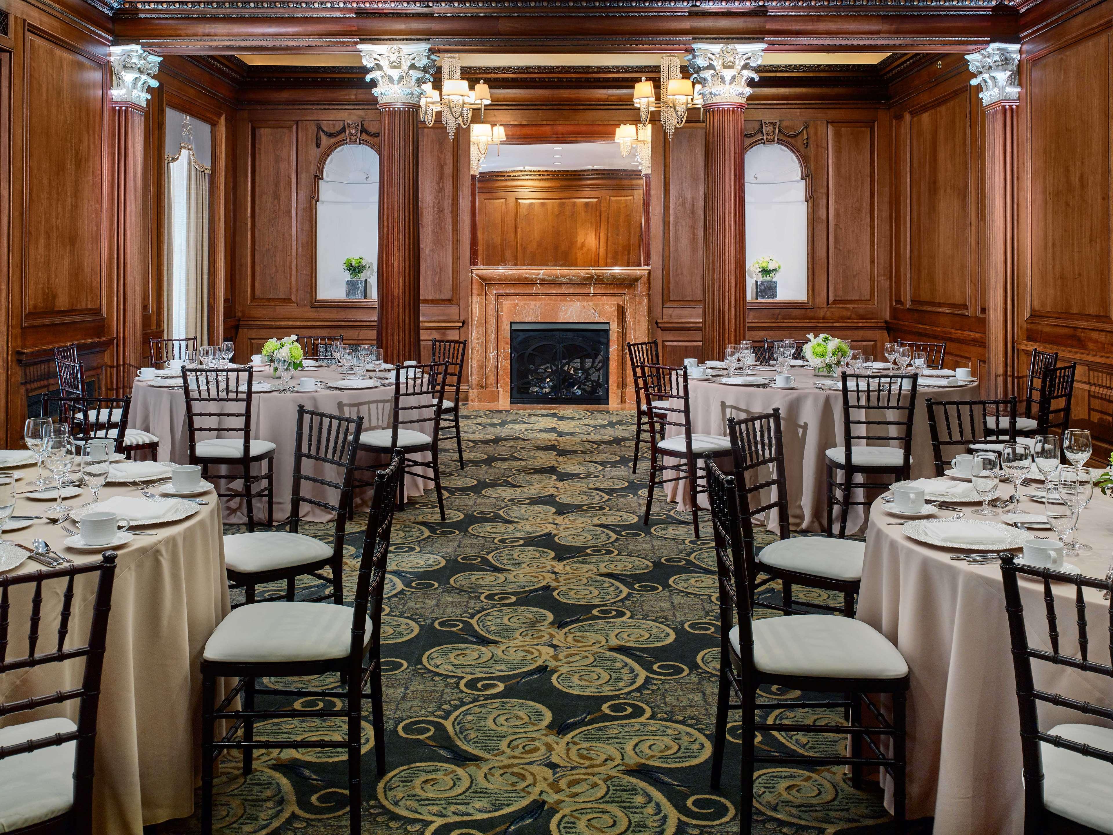 מלון סנט לואיס The Royal Sonesta Chase Park Plaza St Louis מראה חיצוני תמונה