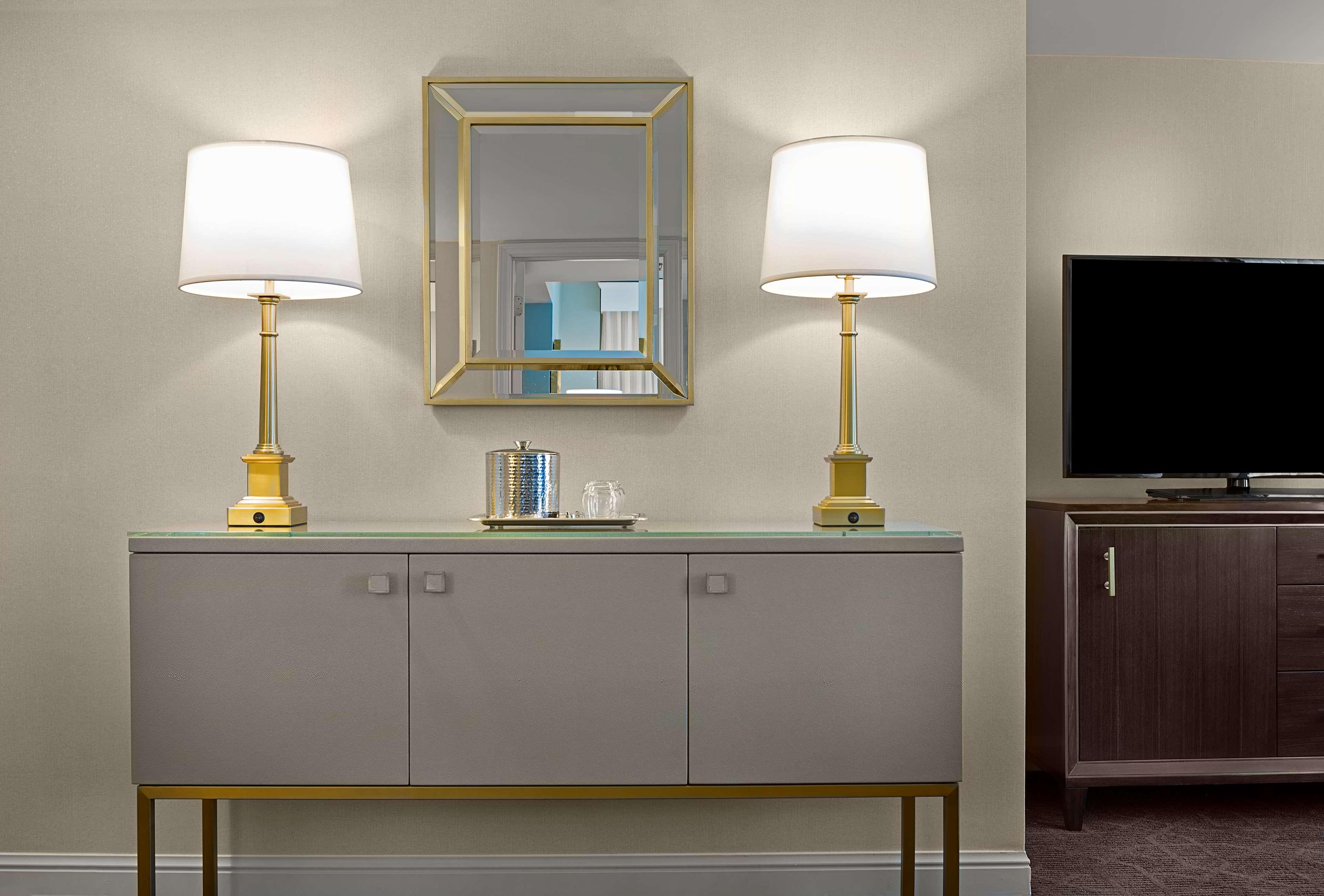 מלון סנט לואיס The Royal Sonesta Chase Park Plaza St Louis מראה חיצוני תמונה